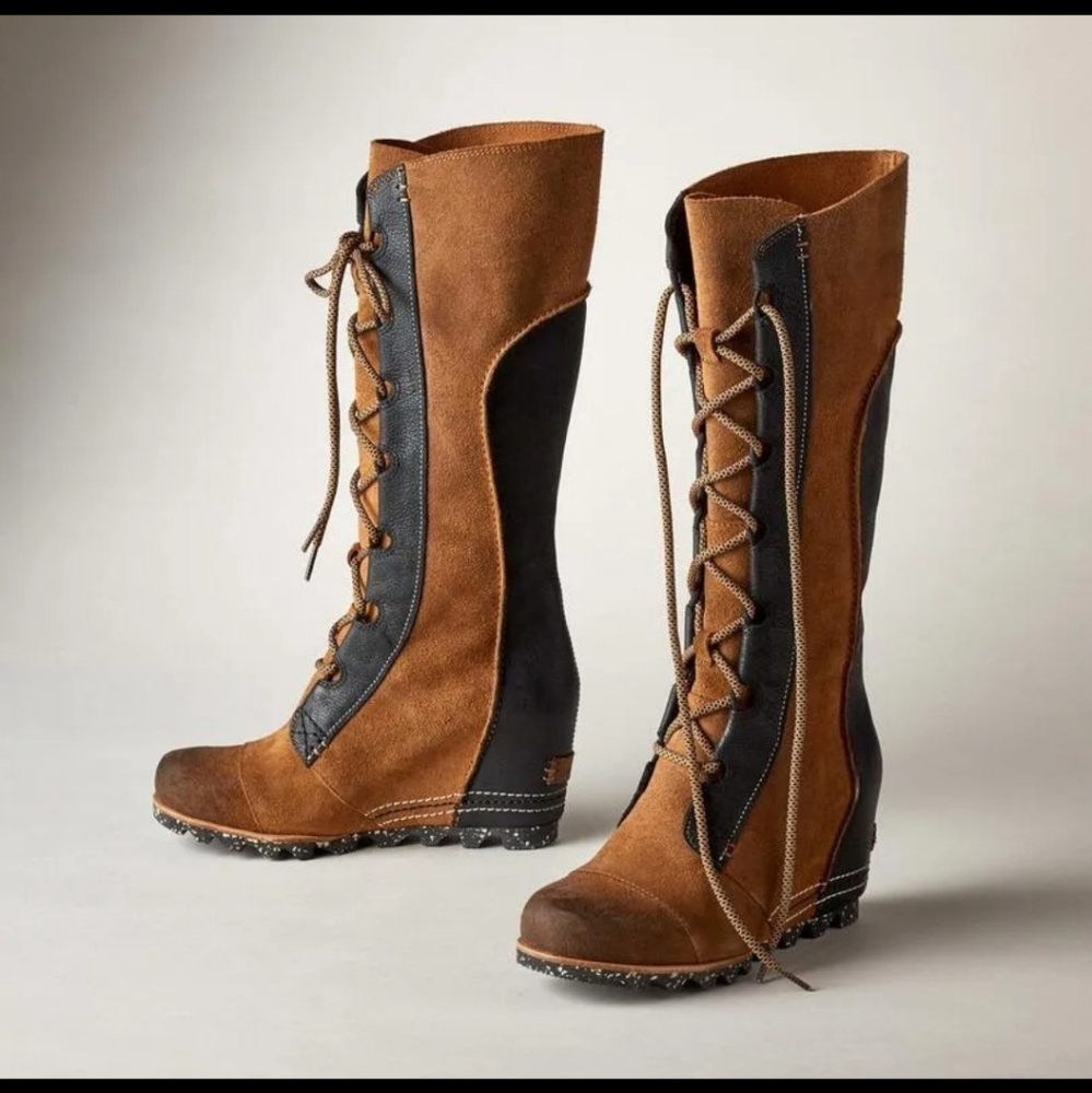 NWOT Two-Tone Knee-high Wedge Boots